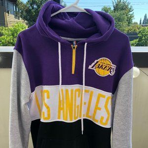 NBA U Los Angeles Lakers hoodie size Small